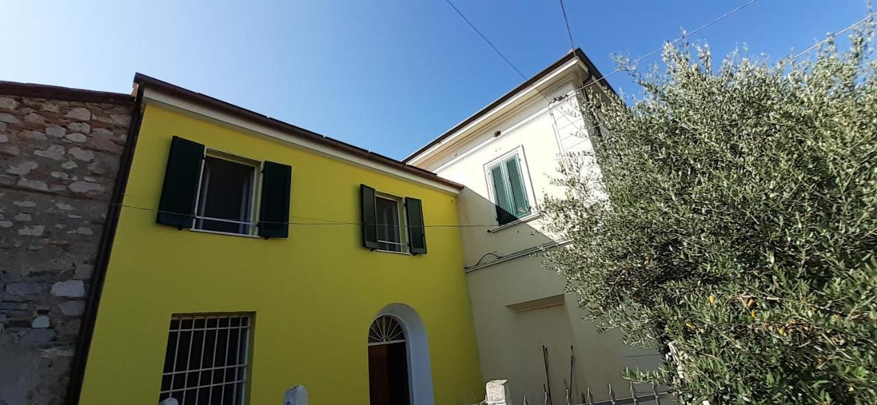 La Casa Gialla Del Ristoro Agricolo וקיאנו מראה חיצוני תמונה