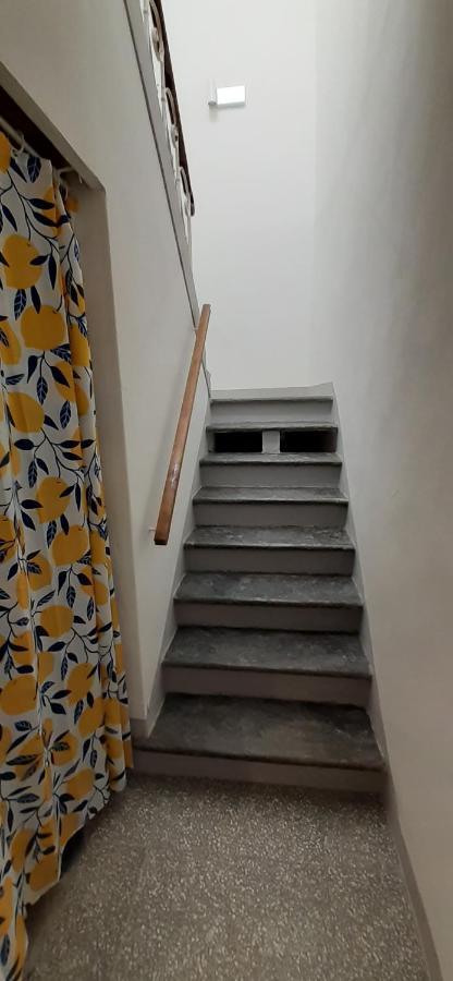 La Casa Gialla Del Ristoro Agricolo וקיאנו מראה חיצוני תמונה